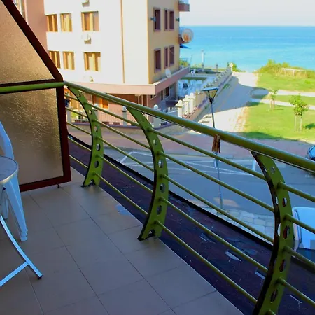 Marinovi Guest house 3*