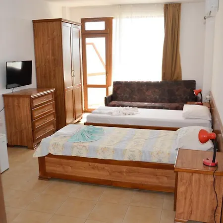 Marinovi Guest house