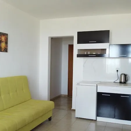 Marinovi 3*